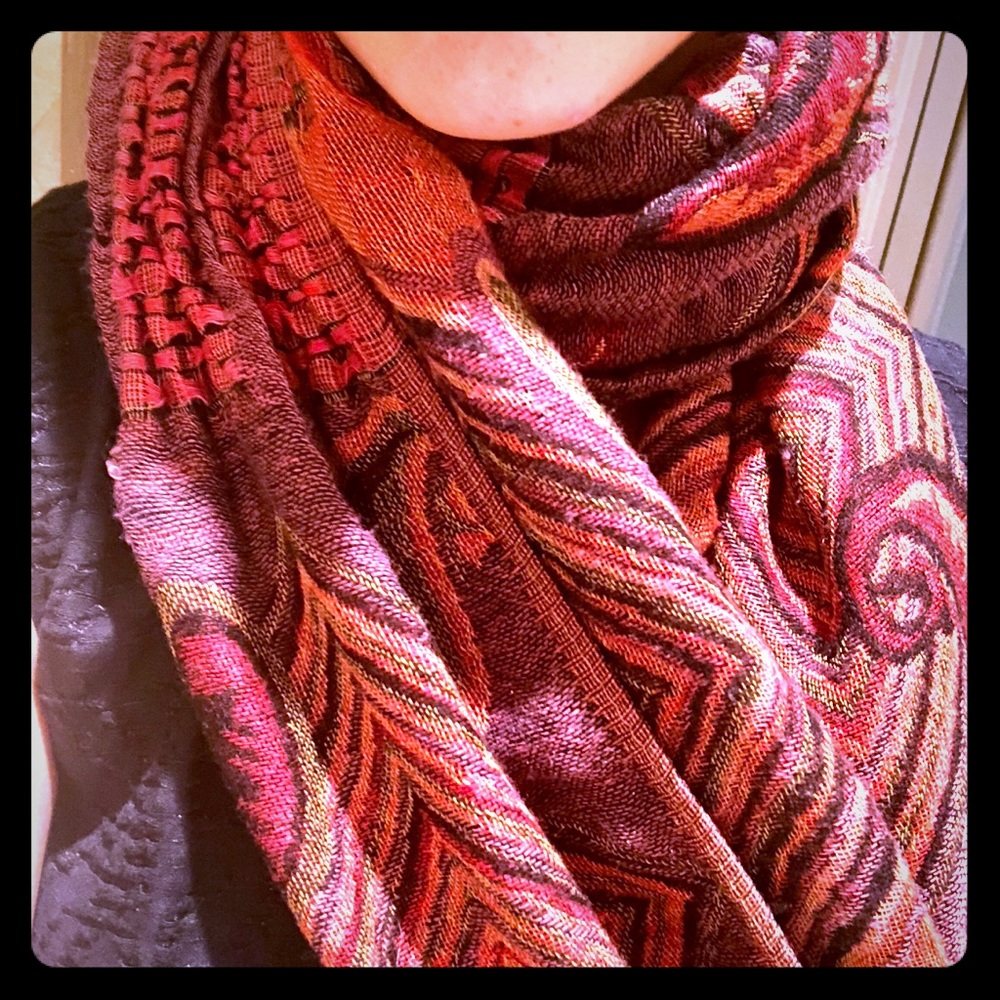 Adorable scarf